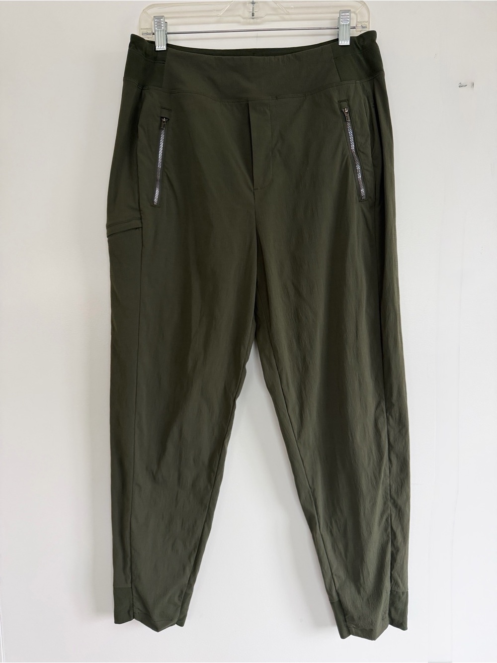 Athleta Trekkie North High Rise Joggers sz 10 Mountain Olive Green Zip Pockets